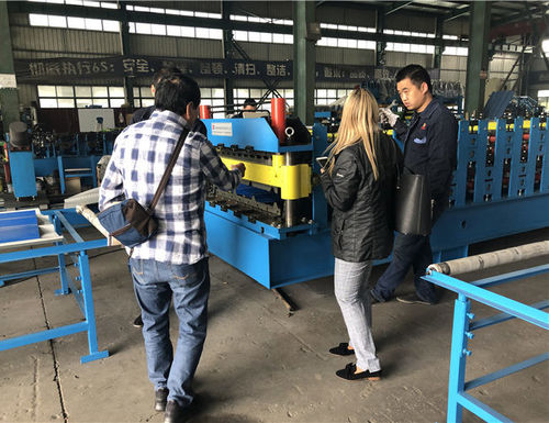 Latest company news about 201904 Ecuador customer inspected machine